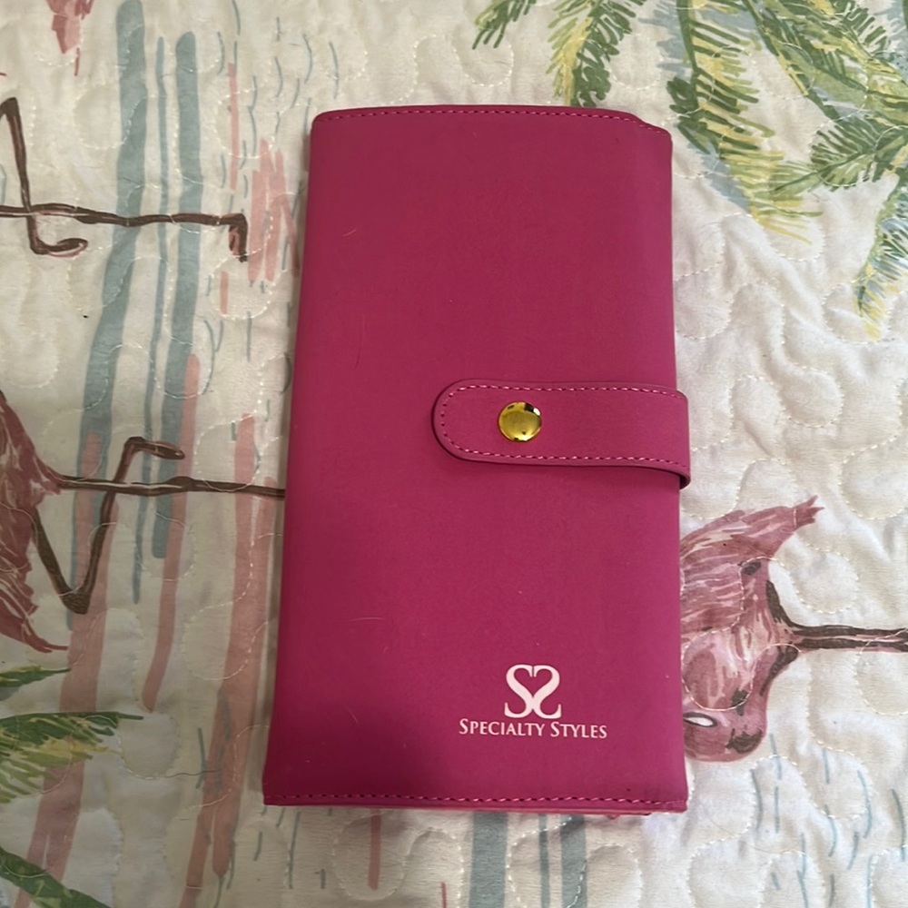 Travel jewelry holder